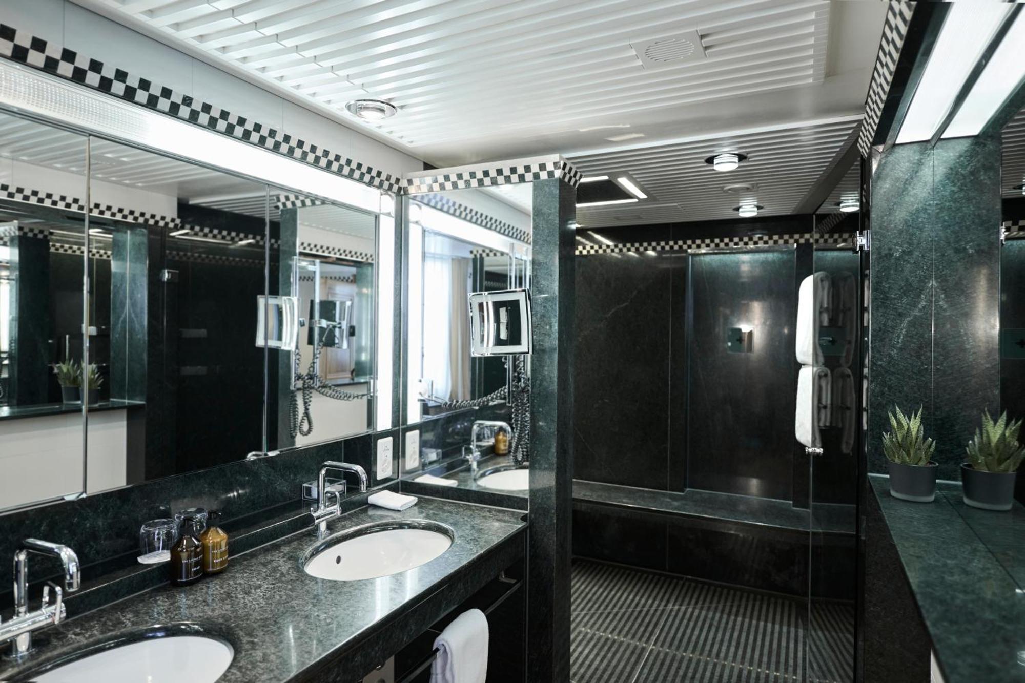 Widder Hotel - Zurichs Luxury Hideaway Esterno foto